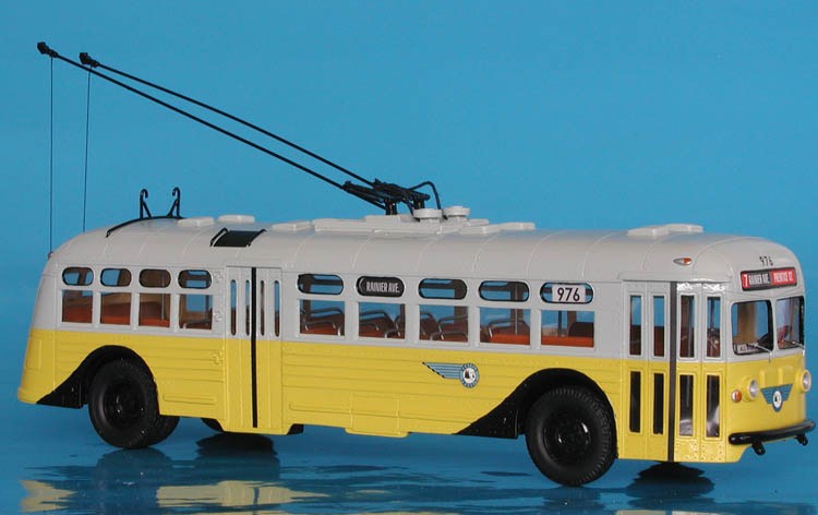 1943 twin coach model 44gtt trolleybus (seattle transit 953-976 series). SPTC114 Model 1 43