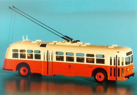 1942 twin coach model 44gtt trolleybus (akron transportation co. 113-132 series). SPTC114b Model 1 43