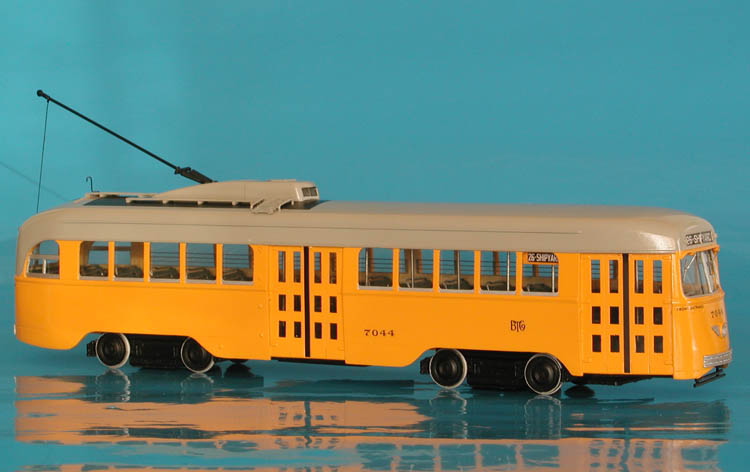 1940/42 Baltimore Transit Co. Pullman-Standard PCC - final BTCo yellow/grey livery SPTC150a-2 Model 1 48