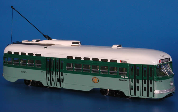 1948 los angeles metropolitan transit authority st.louis car co. type p-3 pcc (job 1664, 3126-3165 series) - post 1958 two-tone green livery. SPTC191-1 Model 1 48