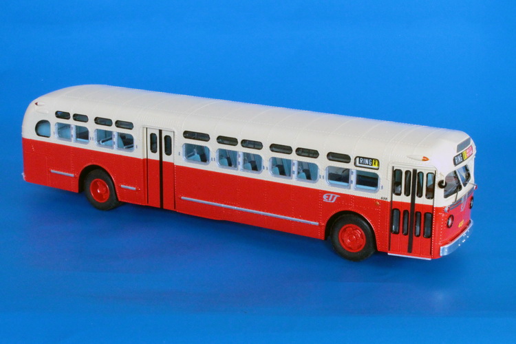 1955/58 gm tdh-5105 (edmonton transit system 409-433 series). SPTC238.26 Model 1 48