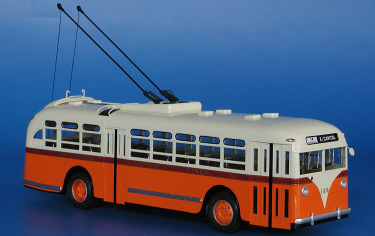 1938 Yellow Coach Model 1208 Trolleybus (TMER&L 124-163 series)