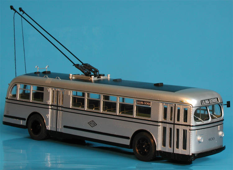 1945 acf-brill tc-44 (honolulu rapid transit co. 591-615 series) SPTC424e Model 1 48