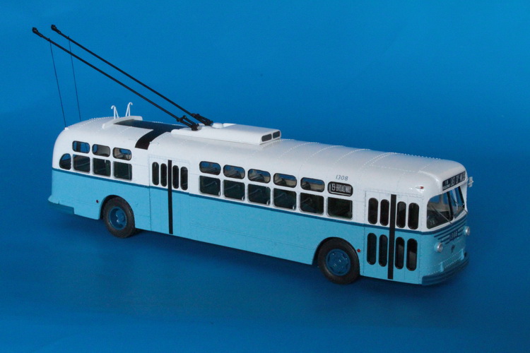 Marmon-Herrington TC-49 Trolleybus (Cleveland Transit System 1275-1324 series) - post'59 livery. SPTC437-2 Model 1 48
