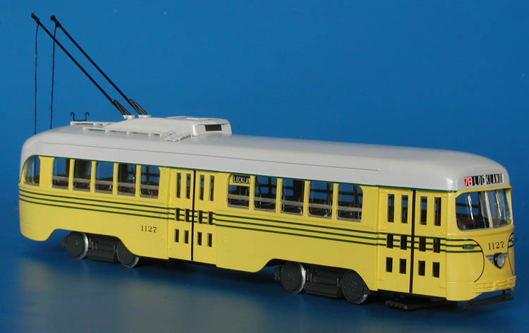 usa1939 cincinnati street ry. pullman-standard pcc #1127 (order w6580) - yellow/gray/green livery SPTC160-1 Model 1 48