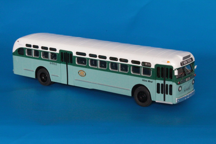 1951 GM TDH-5103 (Los Angeles Metropolitan Transit Authority 6401-6425 series) - modified livery. SPTC238.02-2 Model 1 48