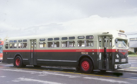 1958/59 gm tdh-5105 (ottawa transportation commission 5901-5997 series). SPTC238.25 Model 1 48