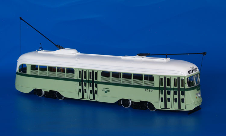 1937/38 el paso city lines st.louis car co. pcc (jobs 1605 & 1611; 1500-1519 series; acq. in 1950/52) - mid-60s two-tone green & white. SPTC55-1 Model 1 48