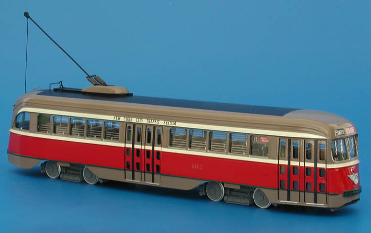 1936/37 New York City Transit System St.Louis Car Co. PCC #1012 - experimental 1946 livery.